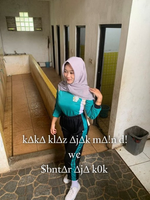 Ngintip Kakak Tobrut Sedang Mandi